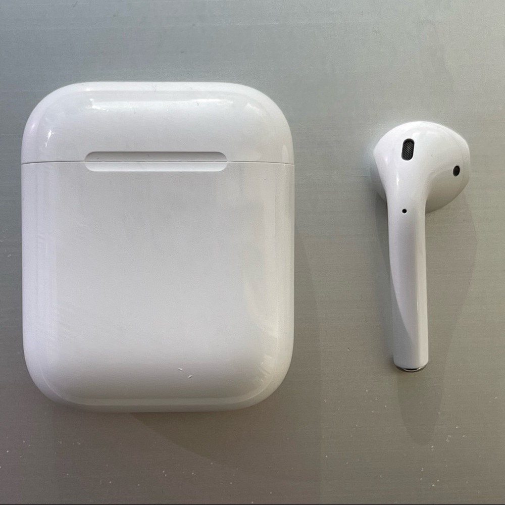Right AirPod + Charging Case